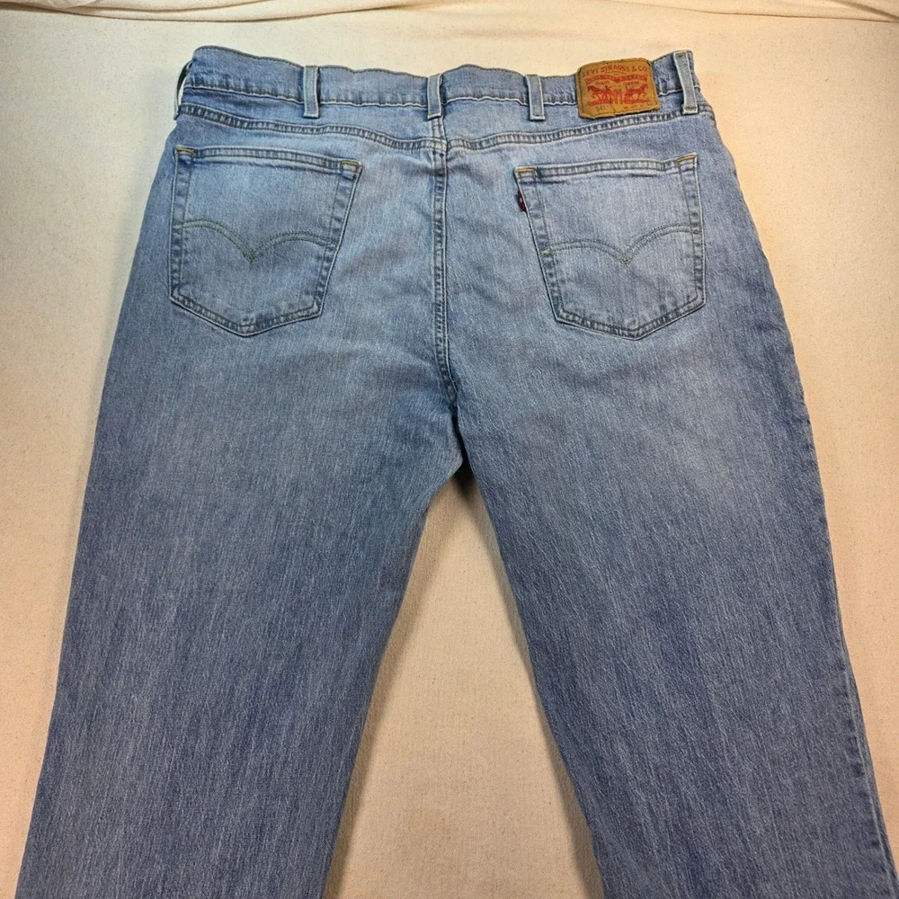 Levis 541 Athletic Taper Jeans Mens 40x32 Light Wash Denim 18181-0667